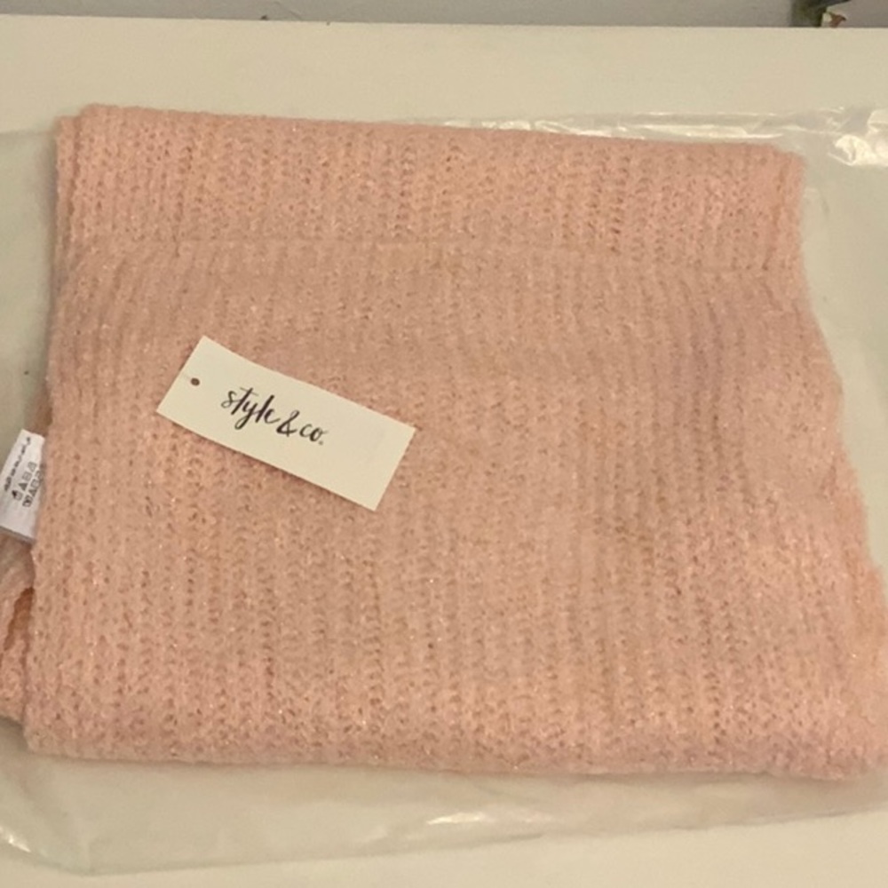 STYLE & CO ribbed super soft lurex metallic women's winter scarf - Pink.